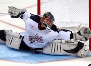 开云足球直播-雷霆压哨绝杀夜，德罗赞数据爆炸成背景，一场定义伟大的对决