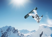 开云APP-绿茵场上的爵士乐章，当西甲德比遇见篮球哲学