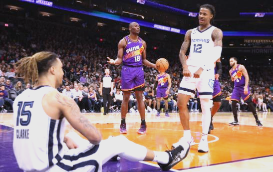 猛龙与人队上演激烈对决,谁能笑到最后? 猛龙与人队上演激烈对决,谁能笑到最后?