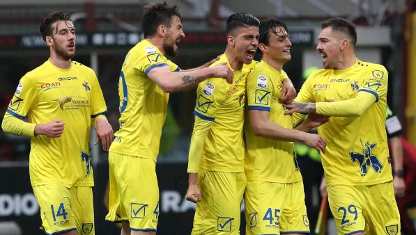 包含切沃攻守皆备,欧战资格前景可期的词条 包含切沃攻守皆备,欧战资格前景可期的词条