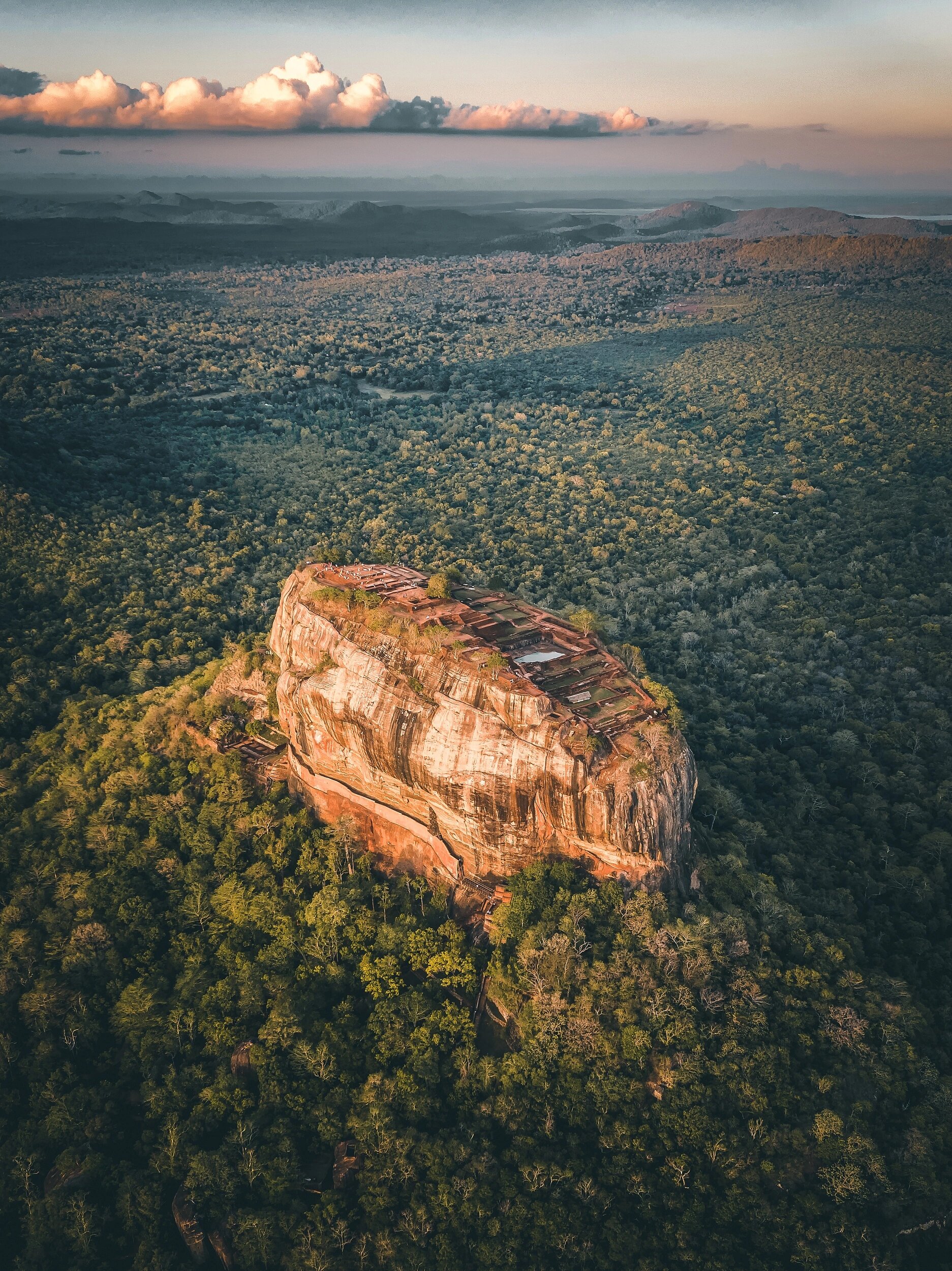 印度尼西亚与斯里兰卡的激烈对抗