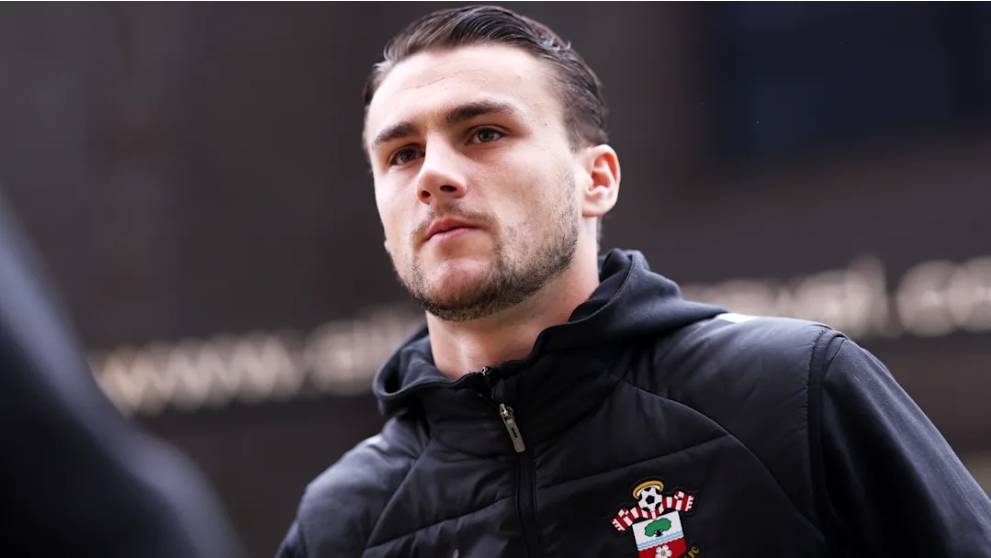 南安普敦主场告捷,终结颓势 南安普敦主场告捷,终结颓势