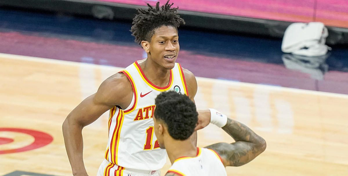 关于凯尔特人轻取天津队，戈贝尔刷新纪录的信息