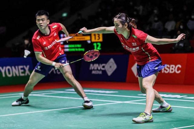 关于中国队力克丹麦队,黄鸭组合高光表现的信息 关于中国队力克丹麦队,黄鸭组合高光表现的信息