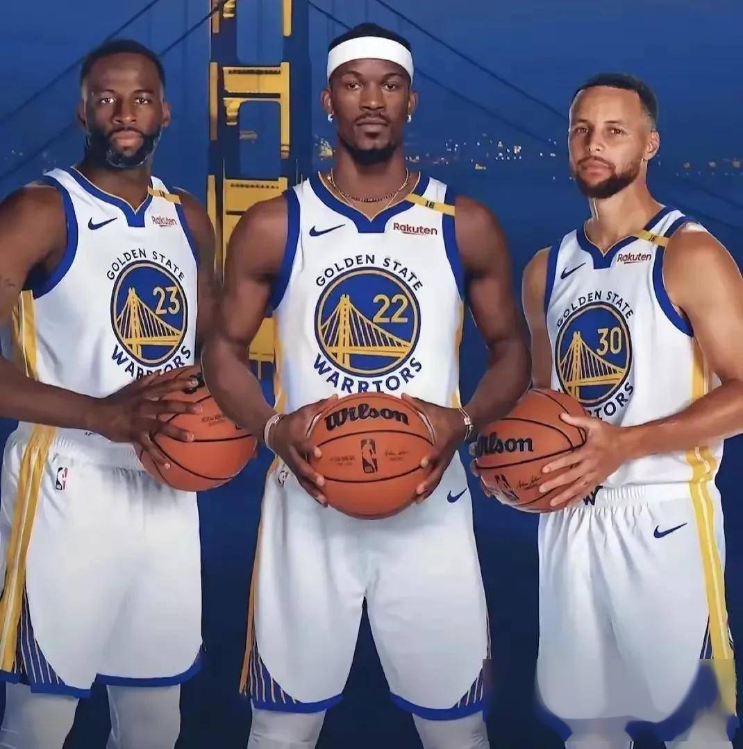 上海队翻盘凯尔特人，库里惊艳四座的简单介绍