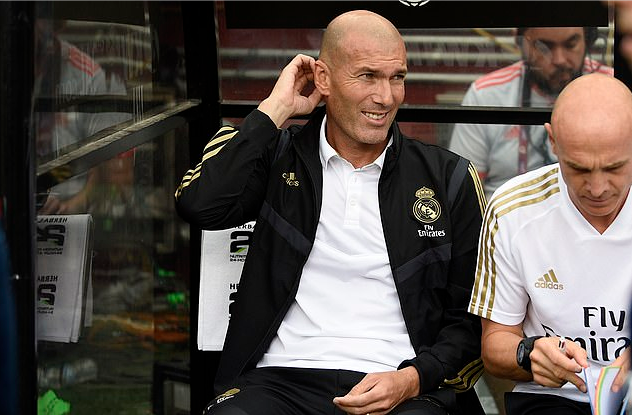 南安普顿惊险获胜，扭转颓势